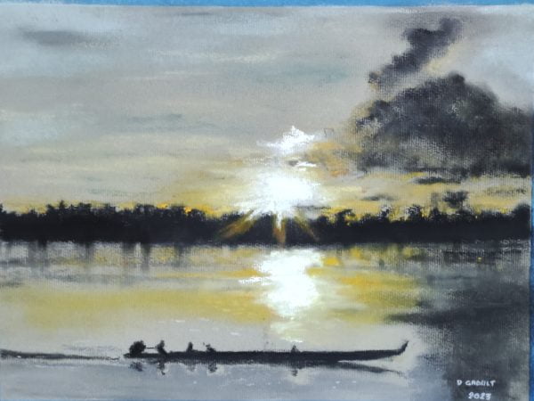 Départ au crépuscule d’une pirogue sur le Maroni